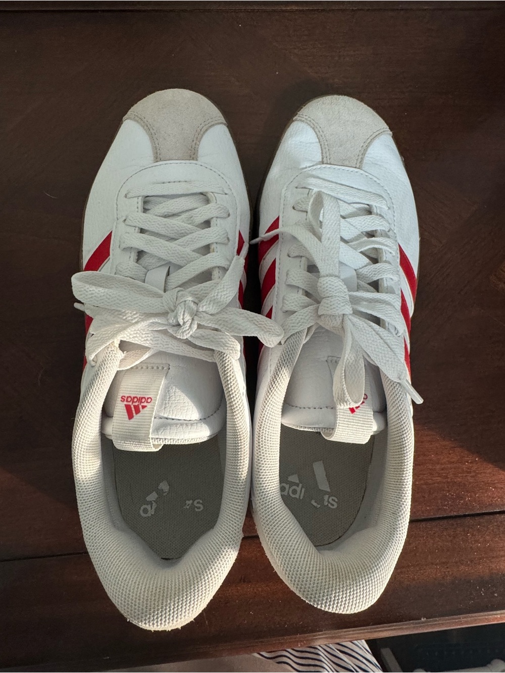 Adidas Women's VL Court 3.0 Sneakers with Red Stripes Sz 8.5